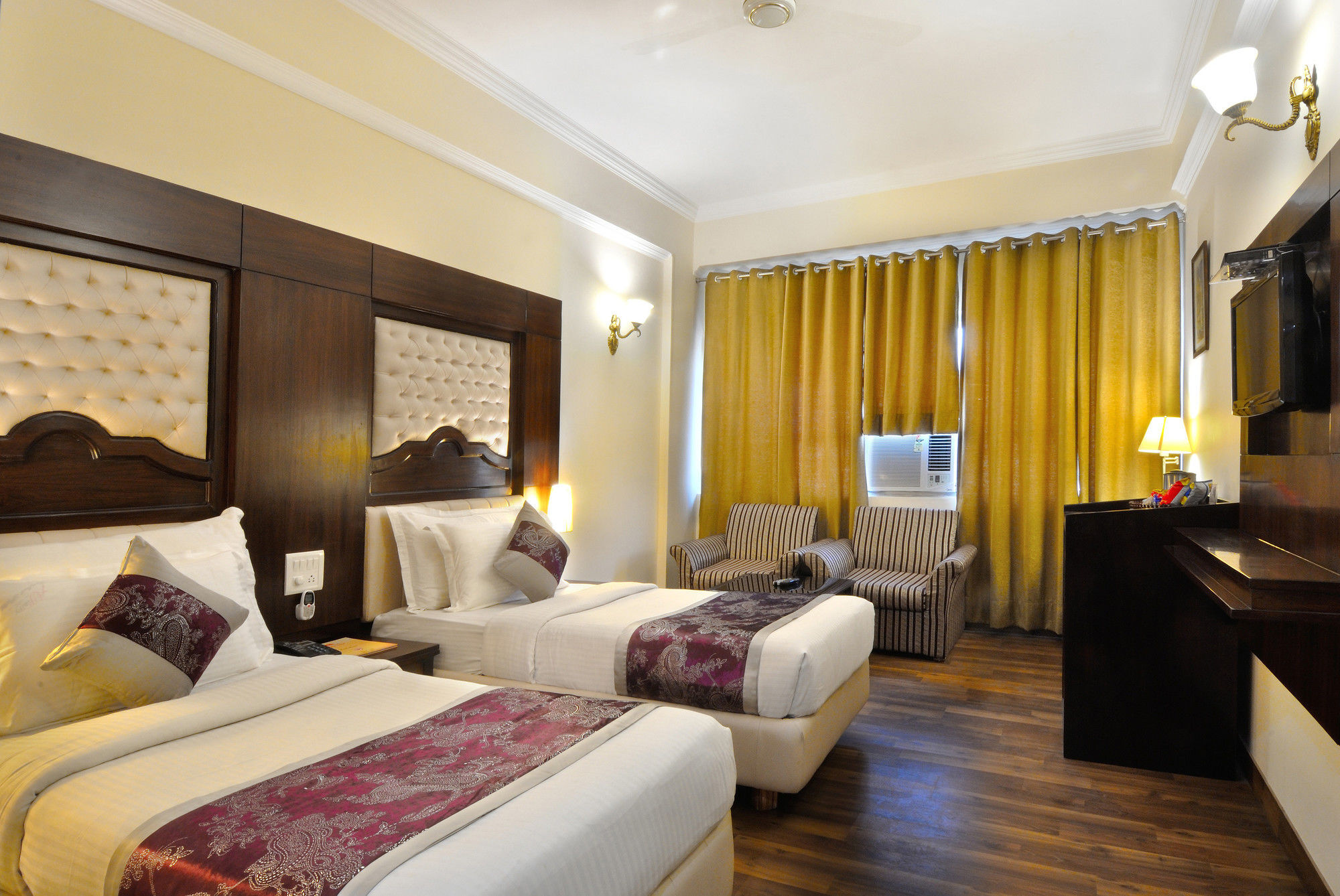 Hotel Solitaire Chandigarh - 10 Mins From Railway Station Экстерьер фото
