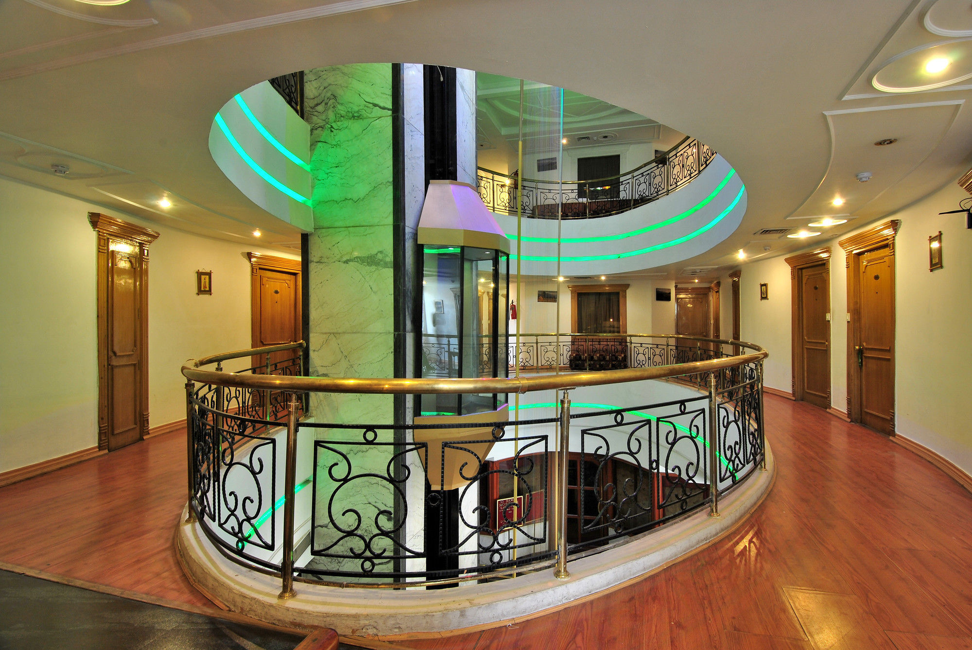 Hotel Solitaire Chandigarh - 10 Mins From Railway Station Экстерьер фото