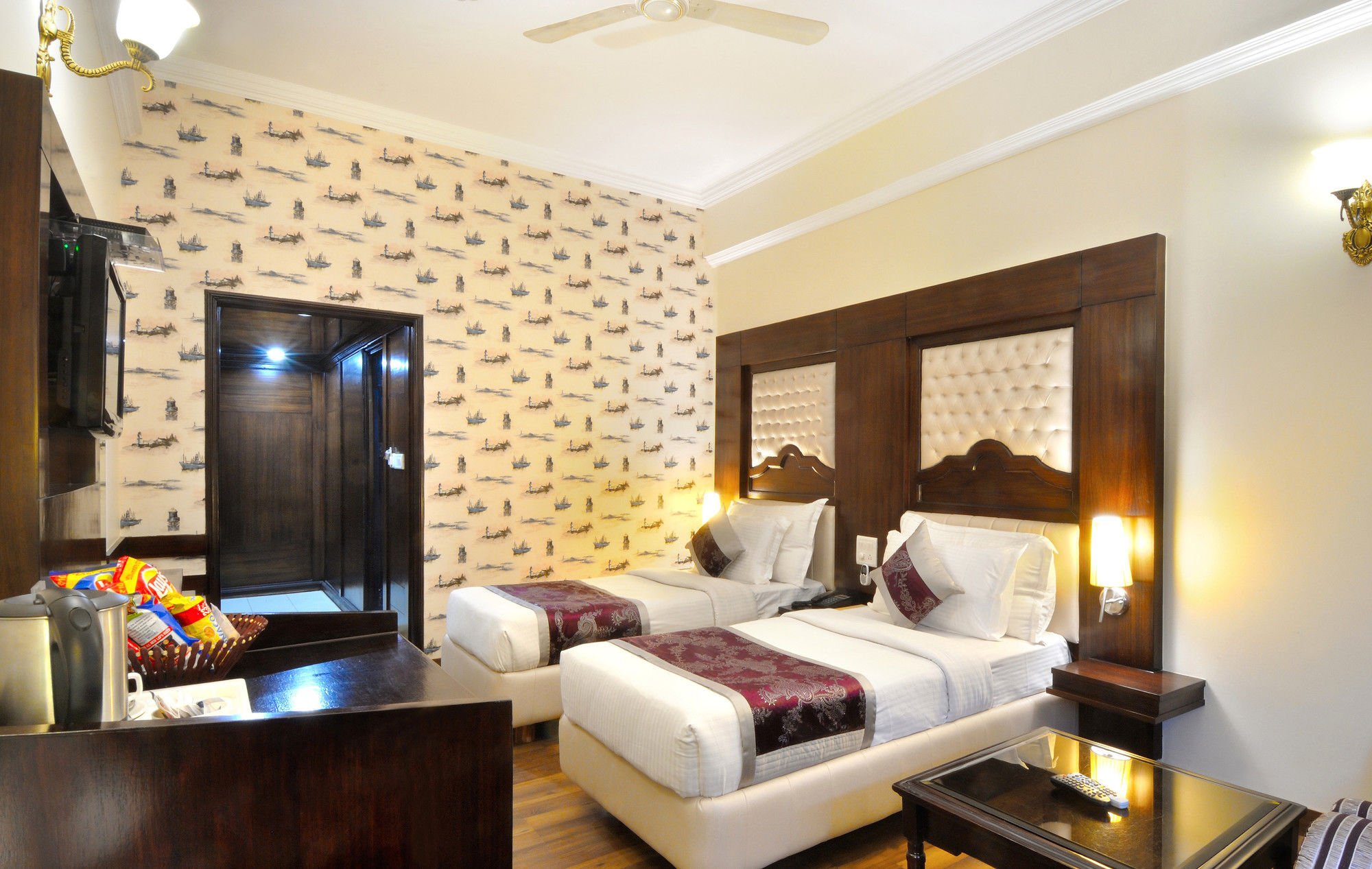 Hotel Solitaire Chandigarh - 10 Mins From Railway Station Экстерьер фото